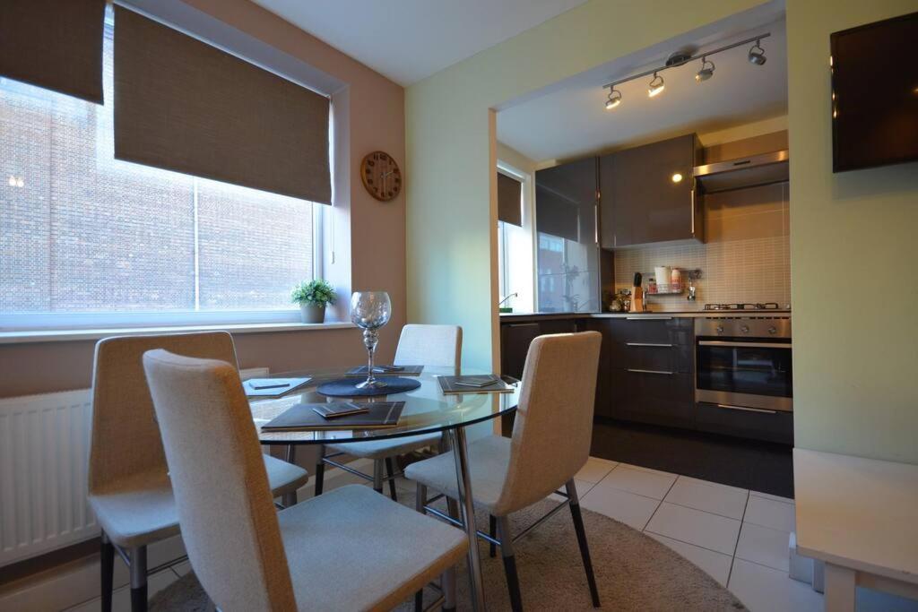 伦敦Flat In The Heart Of Camden Town公寓 外观 照片